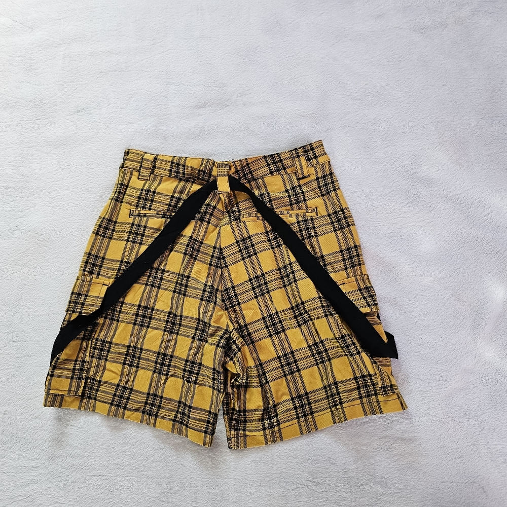 Hot Topic Shorts